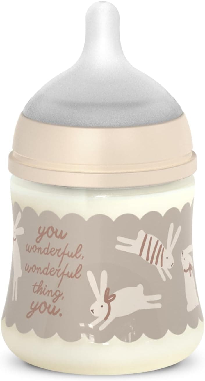 Suavinex, Biberon 150 ml, avec Tétine Symétrique SX Pro en Silicone et Valve Anti-Colique, Débit Lent (S), pour Lait Maternel, Infantile ou Eau, Bébés +0 Mois et Nouveau-nés, Wonderland Beige Lapin
