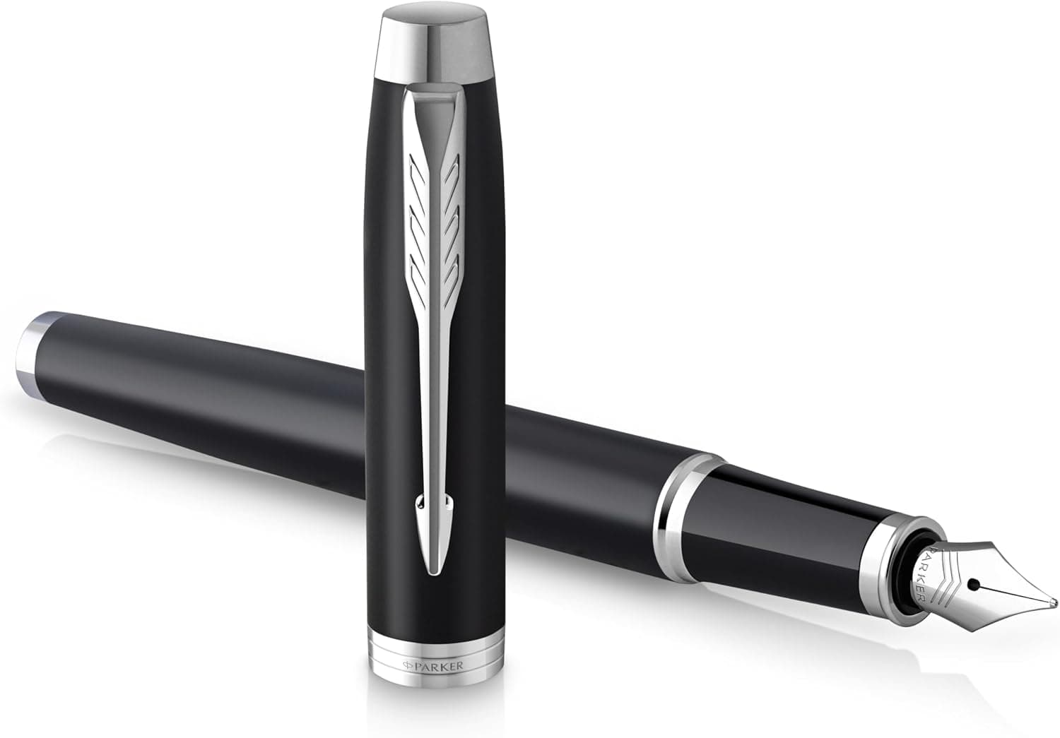 Parker IM stylo plume | noir mat avec finitions chrome | pointe fine avec encre bleue | coffret cadeau