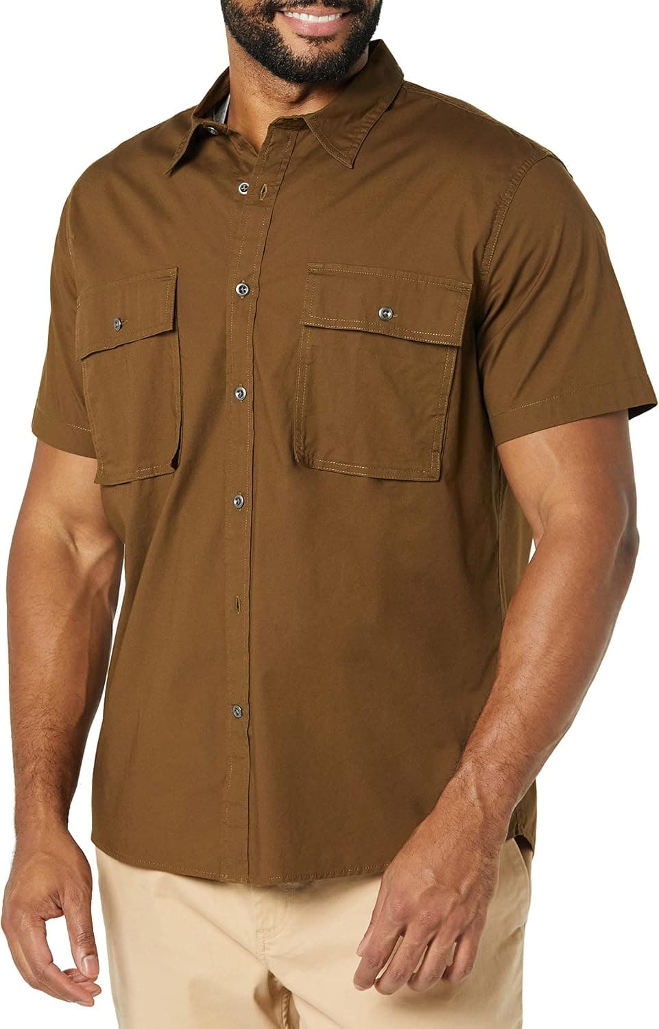 Amazon Essentials Homme Chemise Utilitaire à Manches Courtes avec Deux Poches, Coupe ajustée