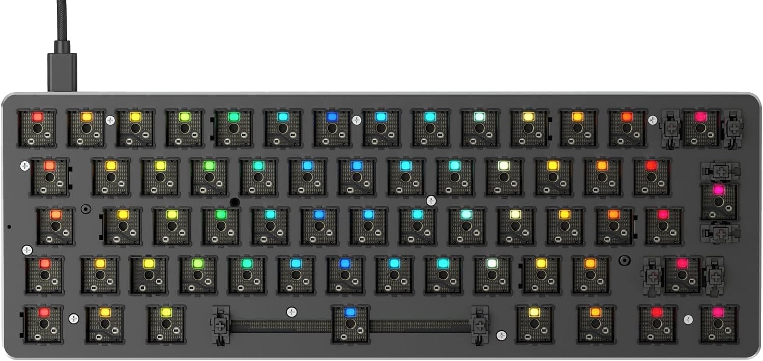 GLORIOUS GMMK Compact 60% Barebones Clavier Gaming ISO (Noir) | Châssis Custom Modulaire Échangeable À Chaud, Rétroéclairage RGB, Plaque Supérieure Aluminium, Design Ultra Minimaliste