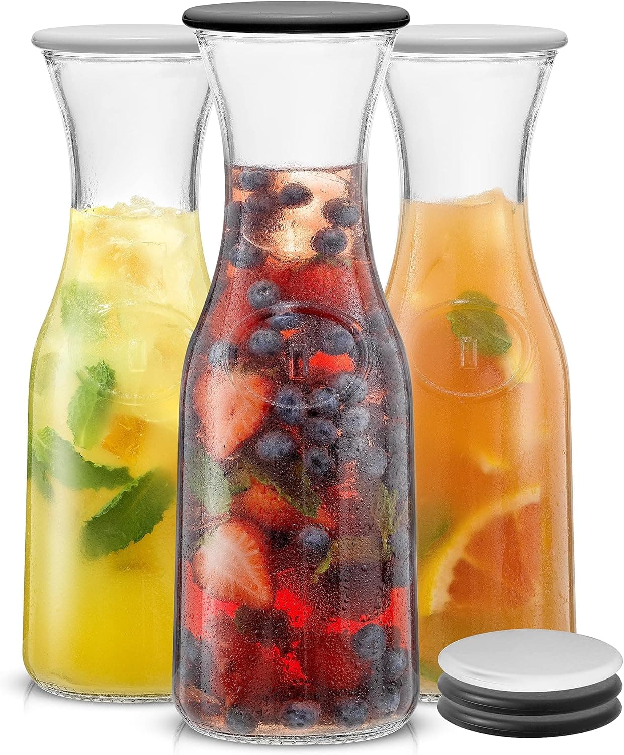 JoyJolt Carafe en verre avec couvercles. 3 carafes en verre pour bar à mimosa, capacité de 1 020,6 g. 6 couvercles. Décorations de brunch, carafe à eau de chevet, récipient à jus d'orange, carafes à